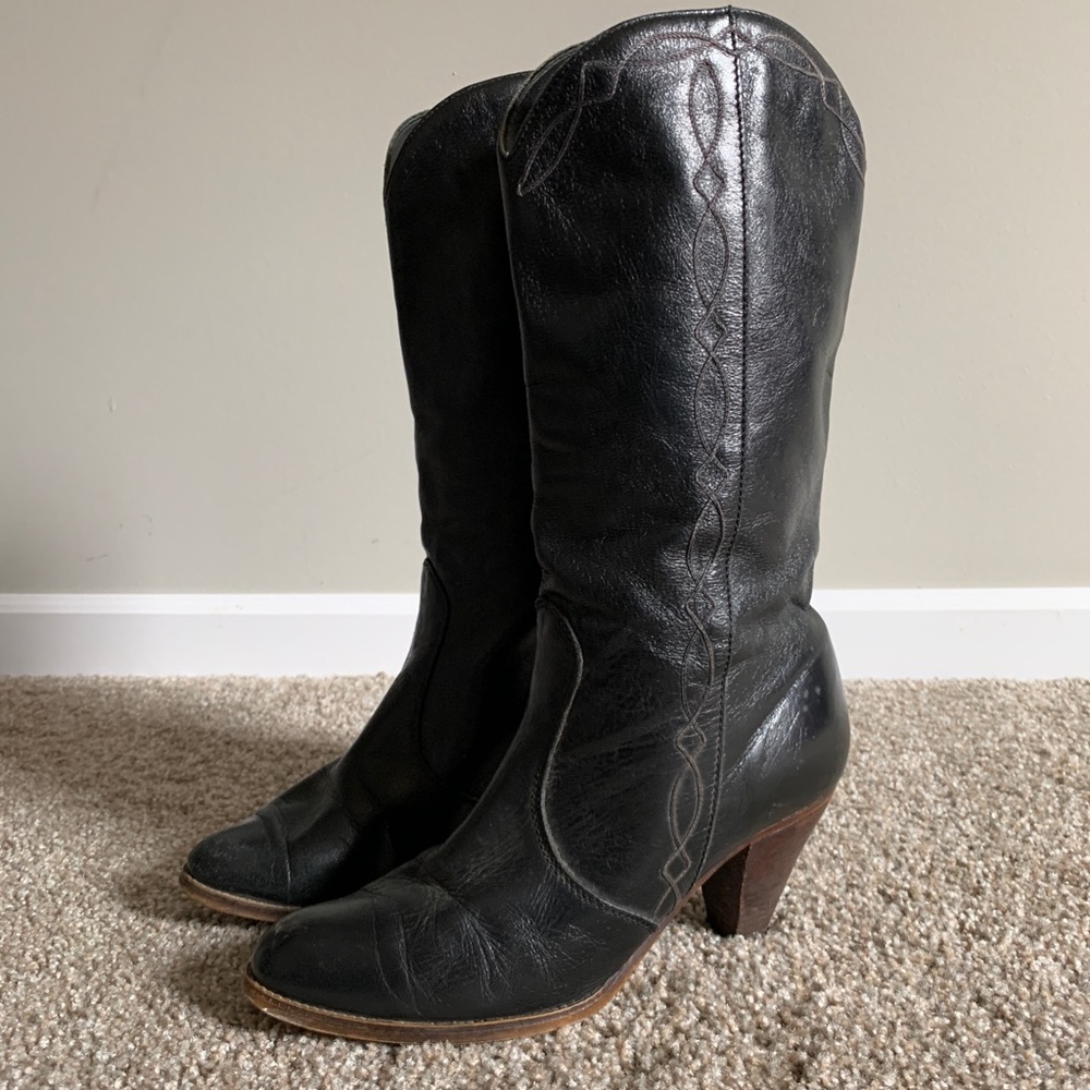 EUC Vintage boot